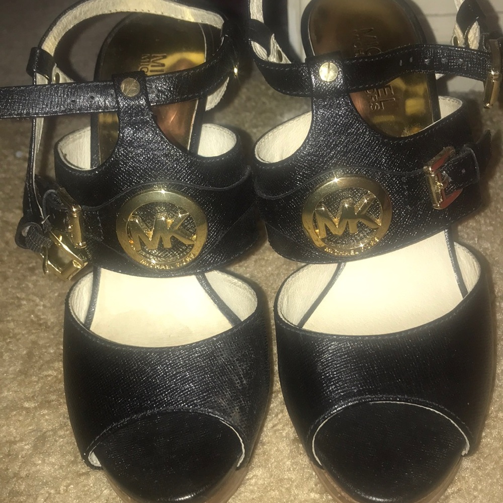 MK heels